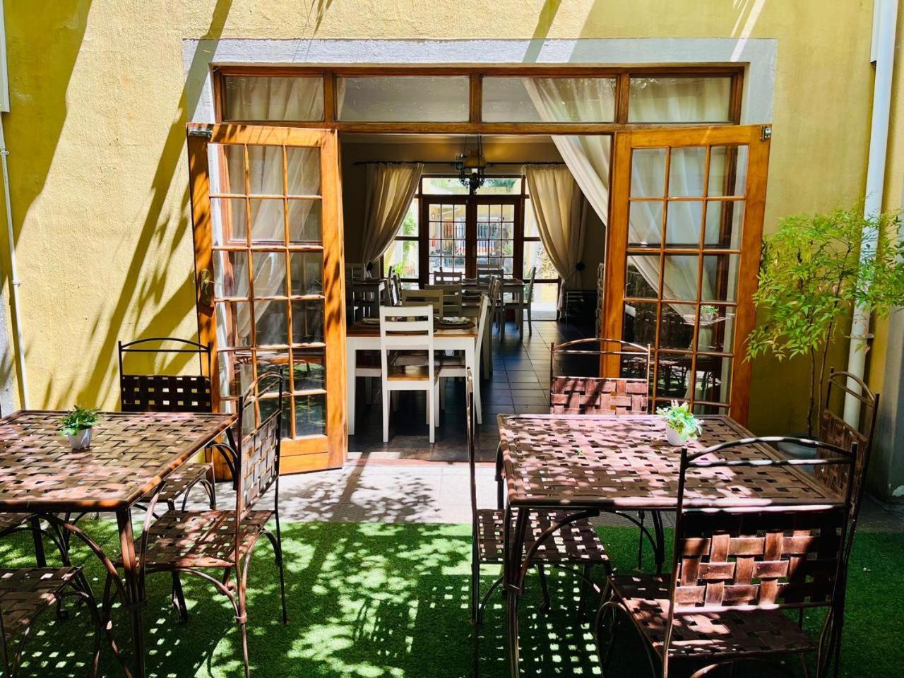 17 On Bird Guest House 보퍼트웨스트 외부 사진