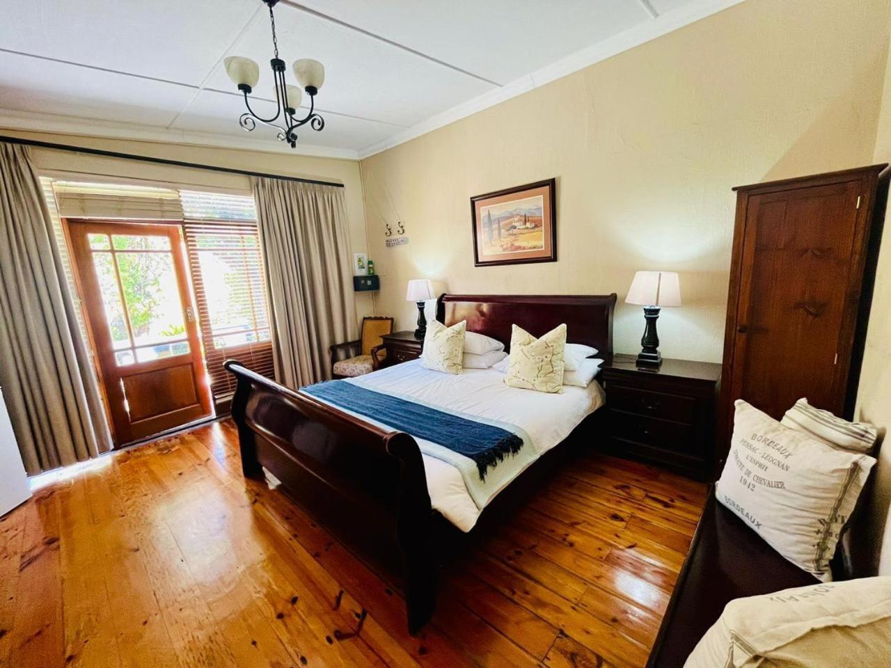 17 On Bird Guest House 보퍼트웨스트 외부 사진