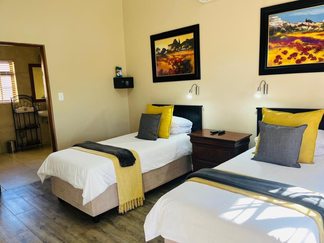 17 On Bird Guest House 보퍼트웨스트 외부 사진