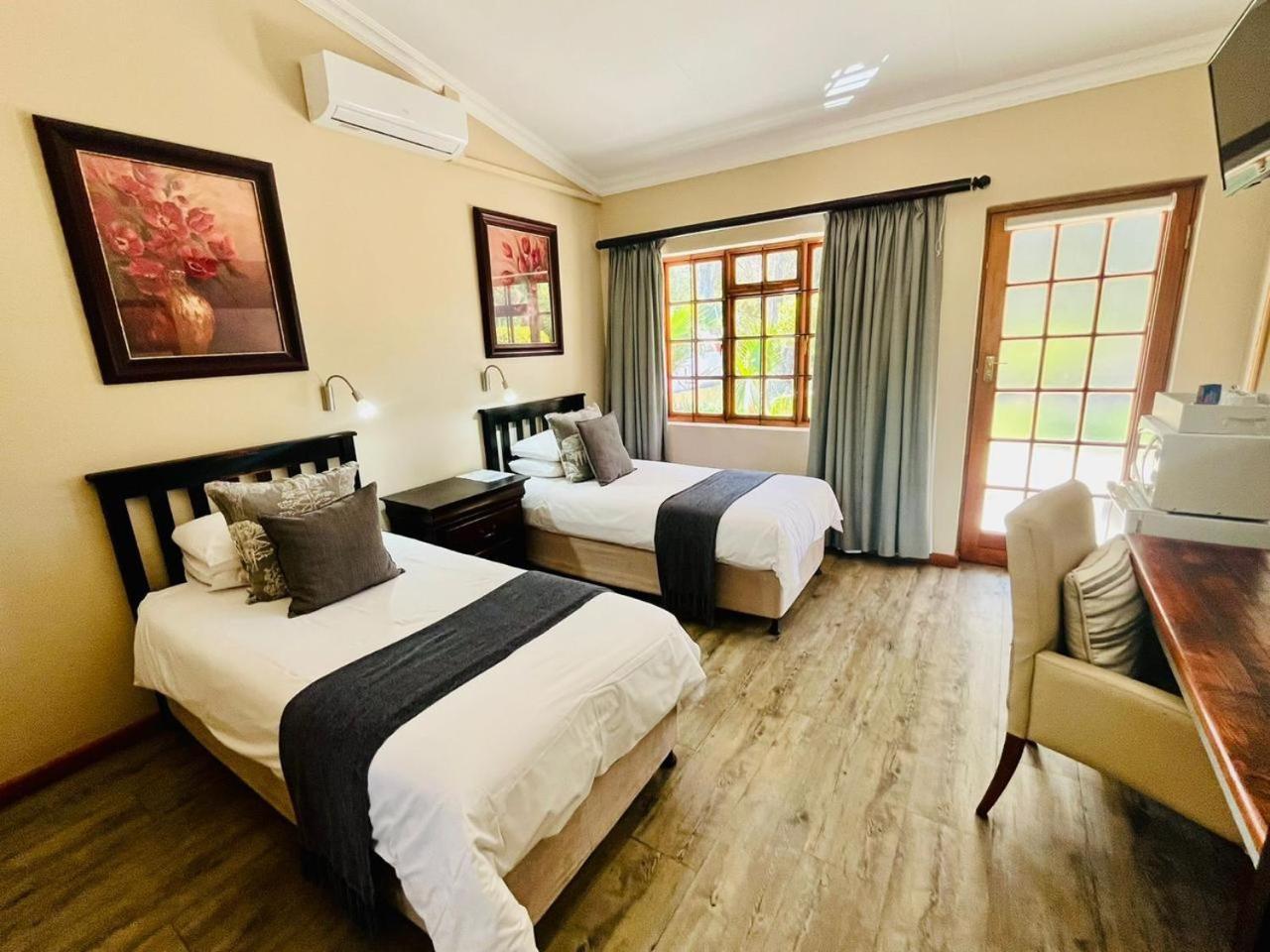 17 On Bird Guest House 보퍼트웨스트 외부 사진