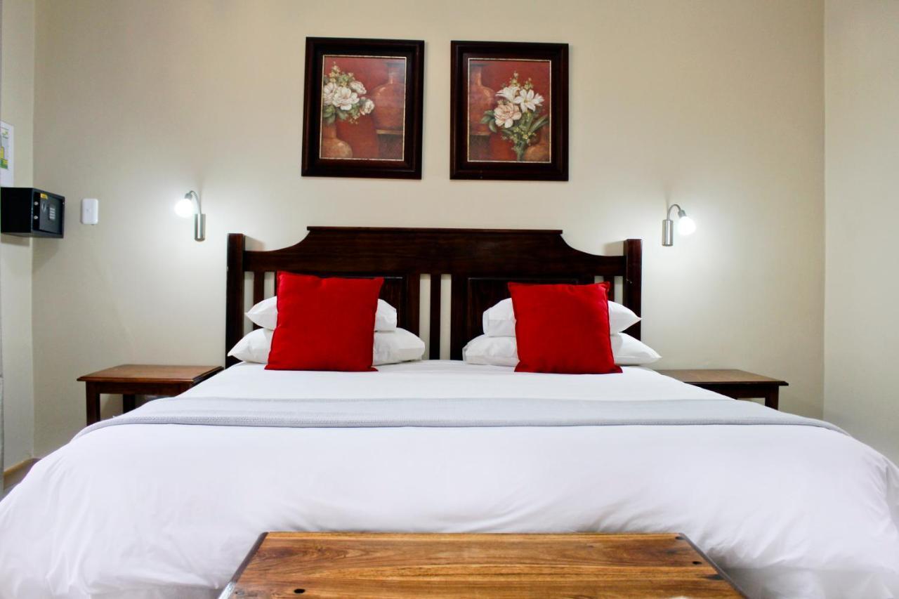 17 On Bird Guest House 보퍼트웨스트 외부 사진