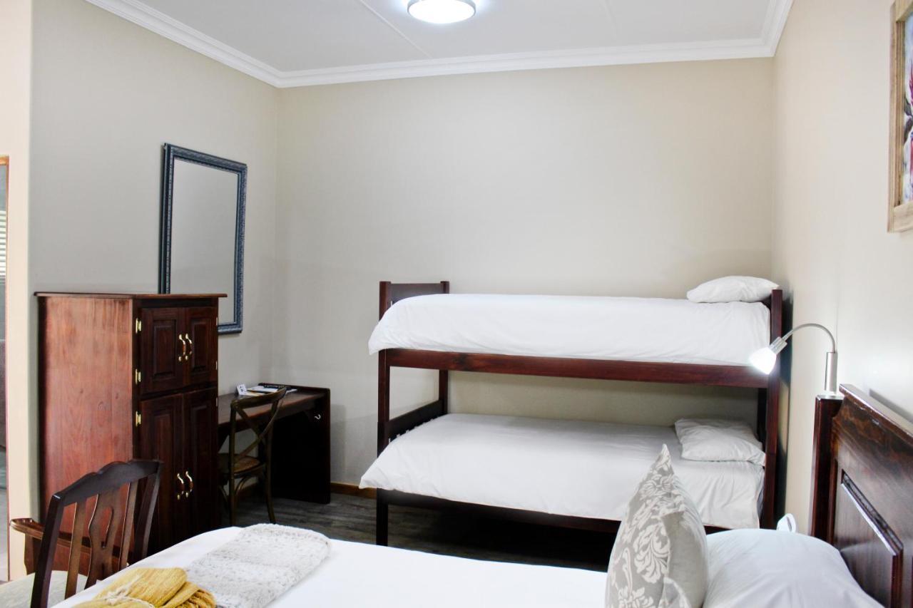17 On Bird Guest House 보퍼트웨스트 외부 사진