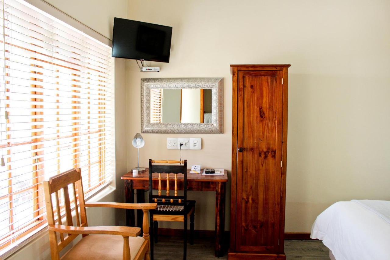 17 On Bird Guest House 보퍼트웨스트 외부 사진