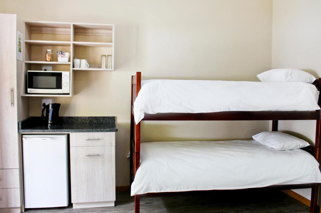 17 On Bird Guest House 보퍼트웨스트 외부 사진